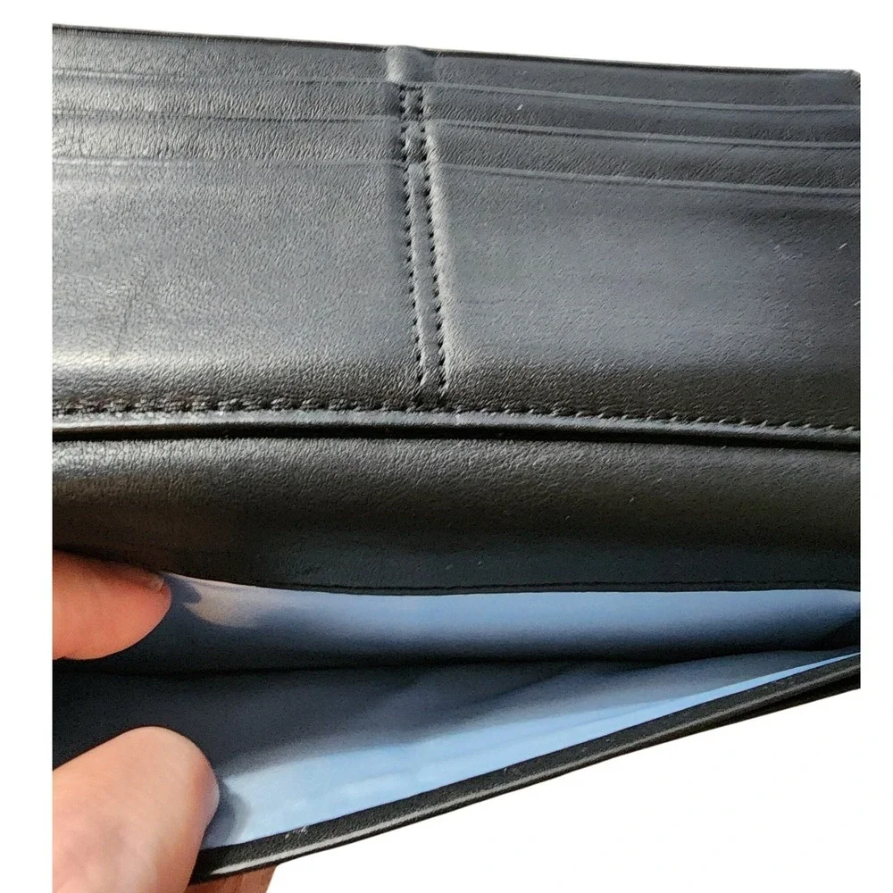 Coach Black Leather Slim Envelope Wallet with Exterior Zipper Pocket Classic‎